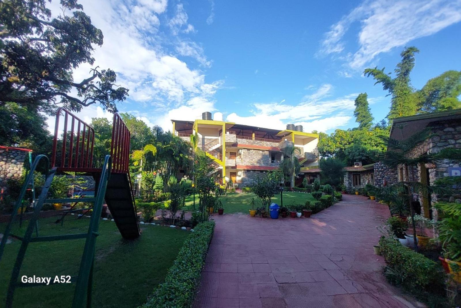 Hr Dukes Den Resort Ramnagar  Esterno foto